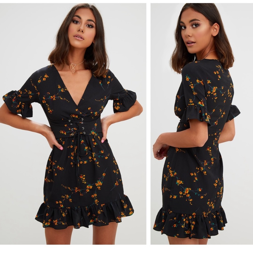 NWT - Pretty Little Thing Corset Floral Swing Dress - Red - Size 8